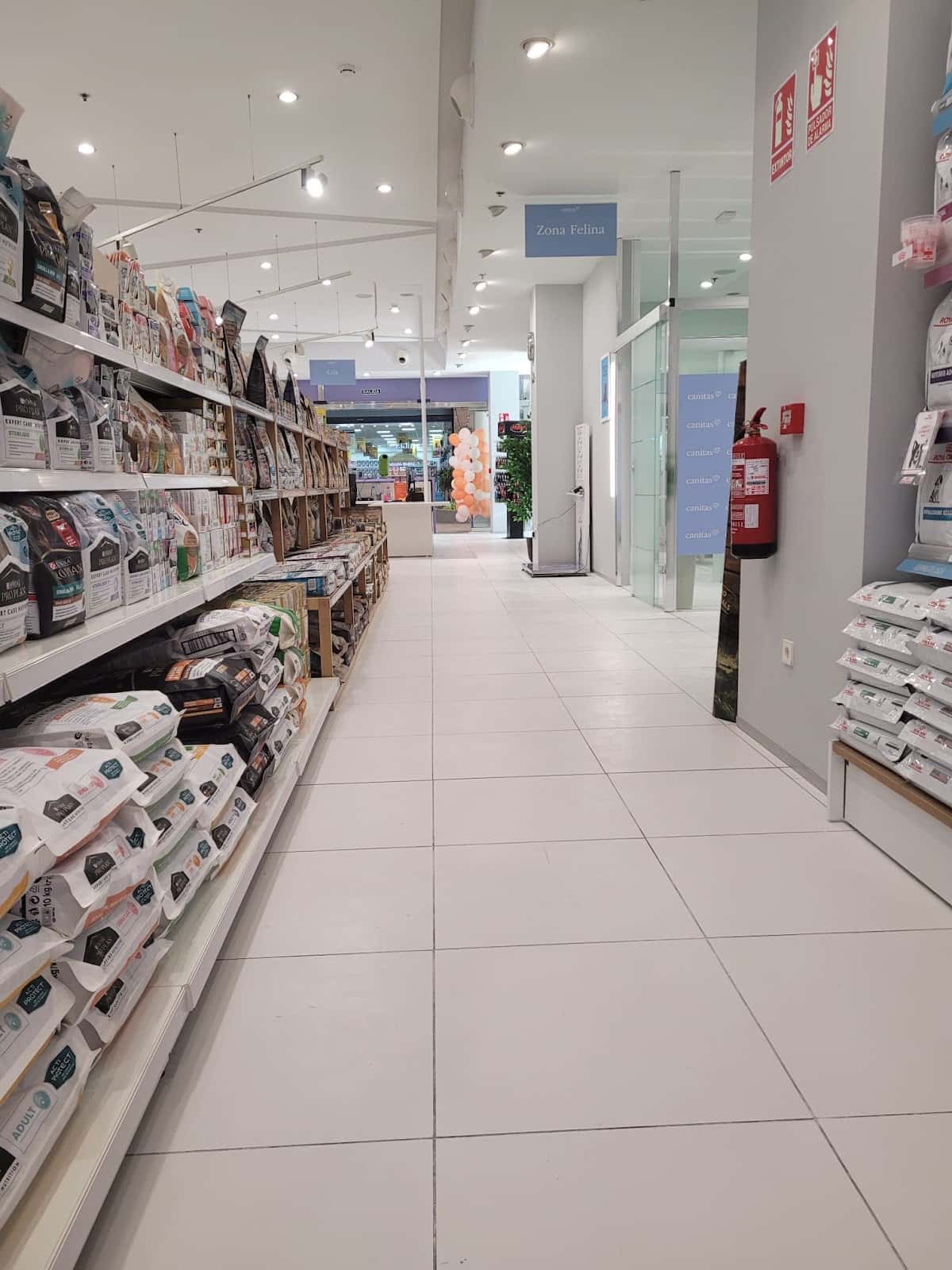 canitas veterinaria murcia cc thader veterinario centro en churra en murcia principalImage ADOPTA Sitios Pet Friendly