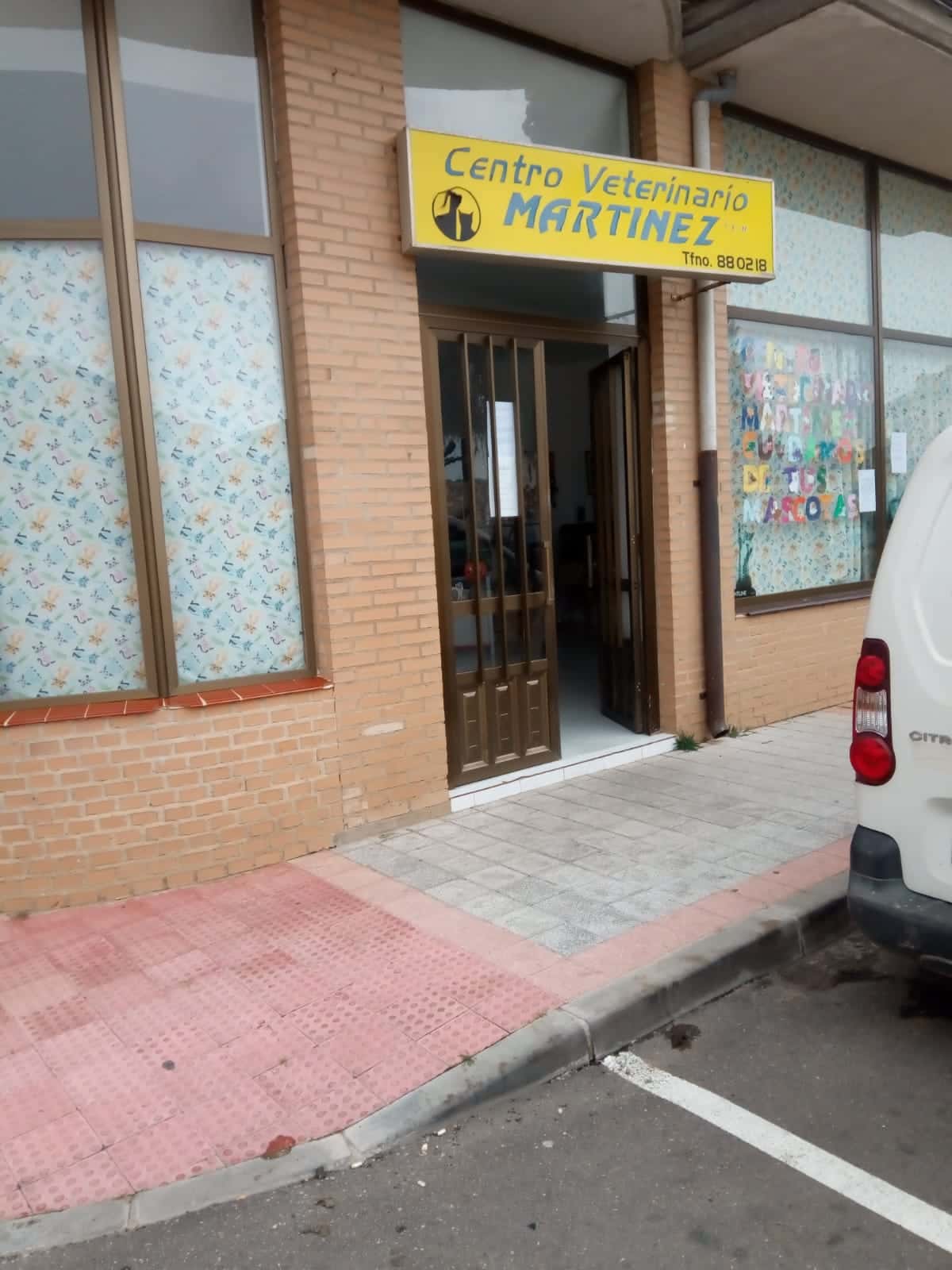 centro veterinario martinez veterinario centro en carrion de los condes en palencia principalImage ADOPTA Sitios Pet Friendly