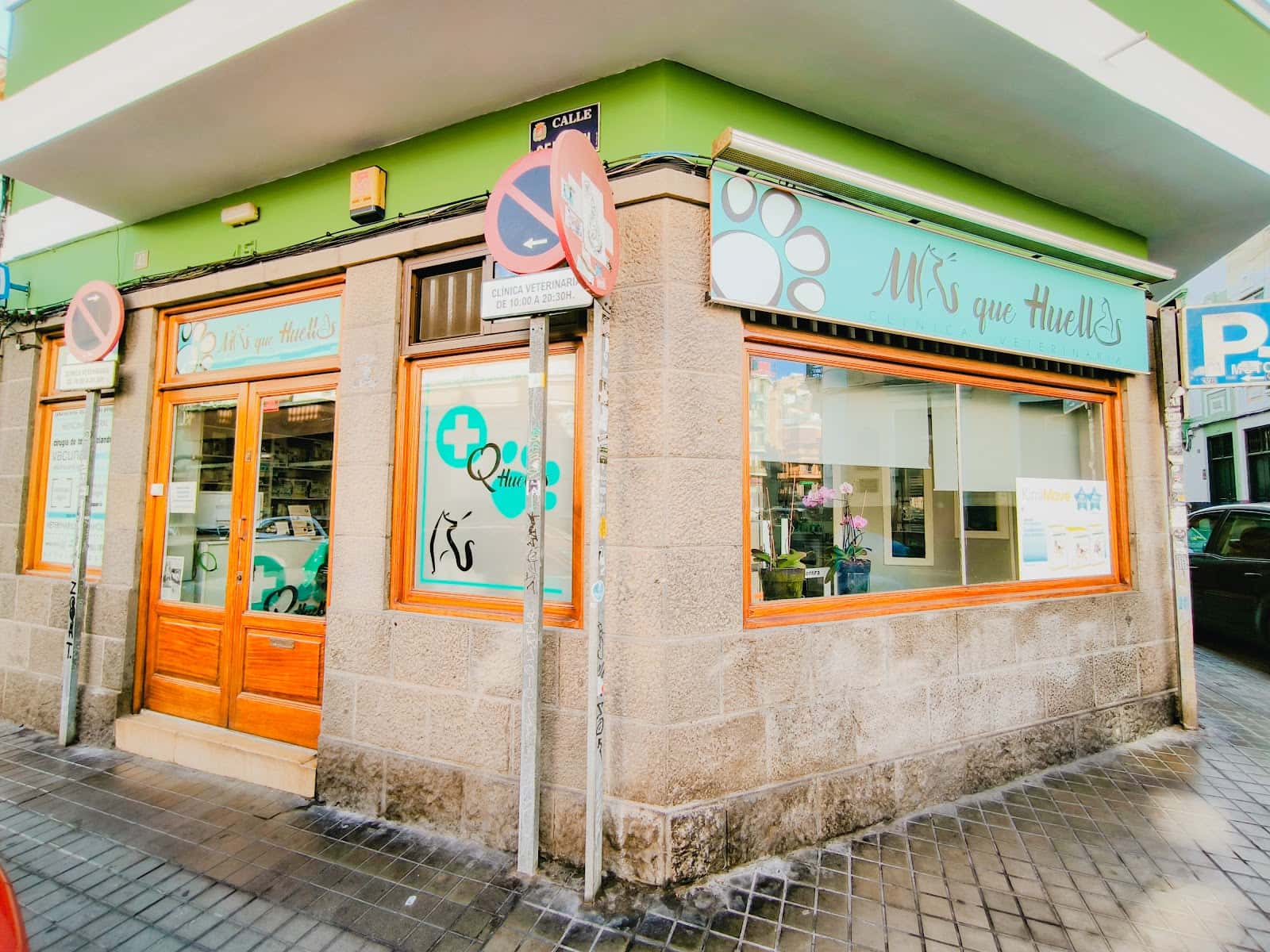 Clínica Veterinaria Huellas