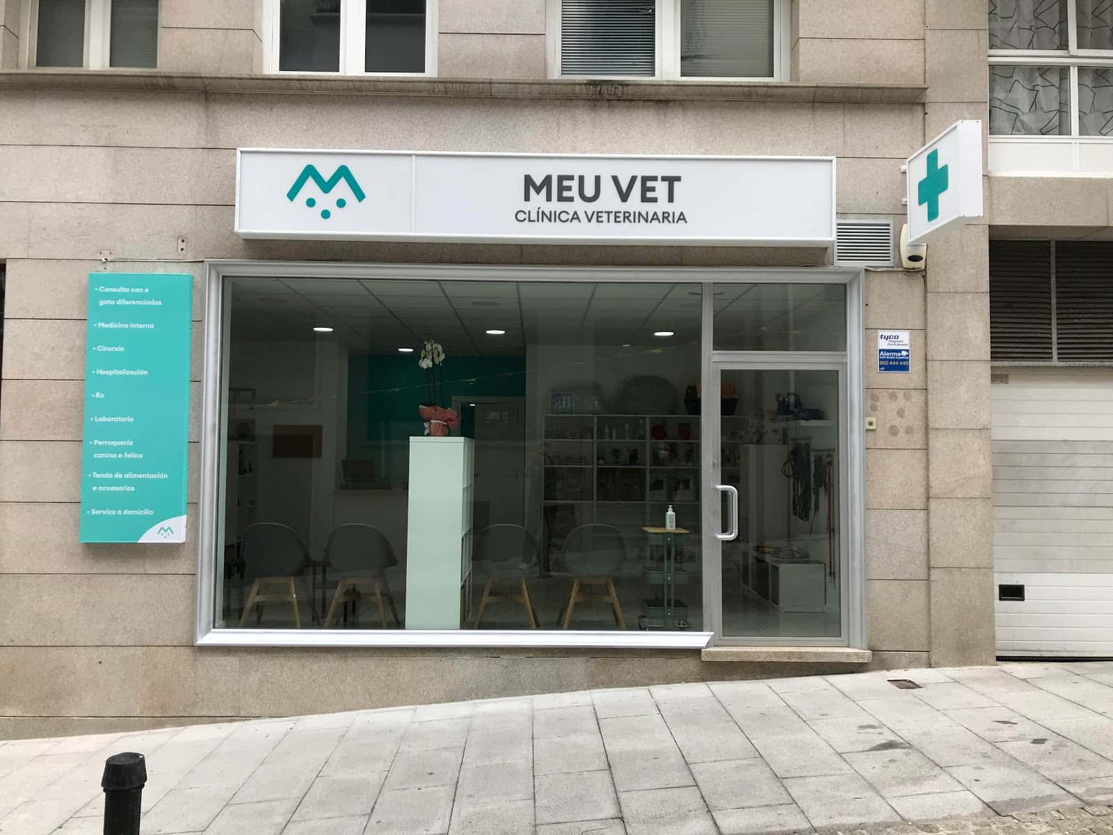 clinica veterinaria meu vet veterinario clinica en cambados en pontevedra principalImage ADOPTA Sitios Pet Friendly