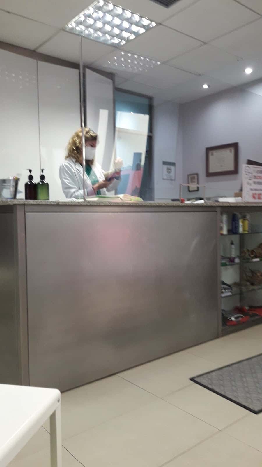 Clínica Veterinaria 1+