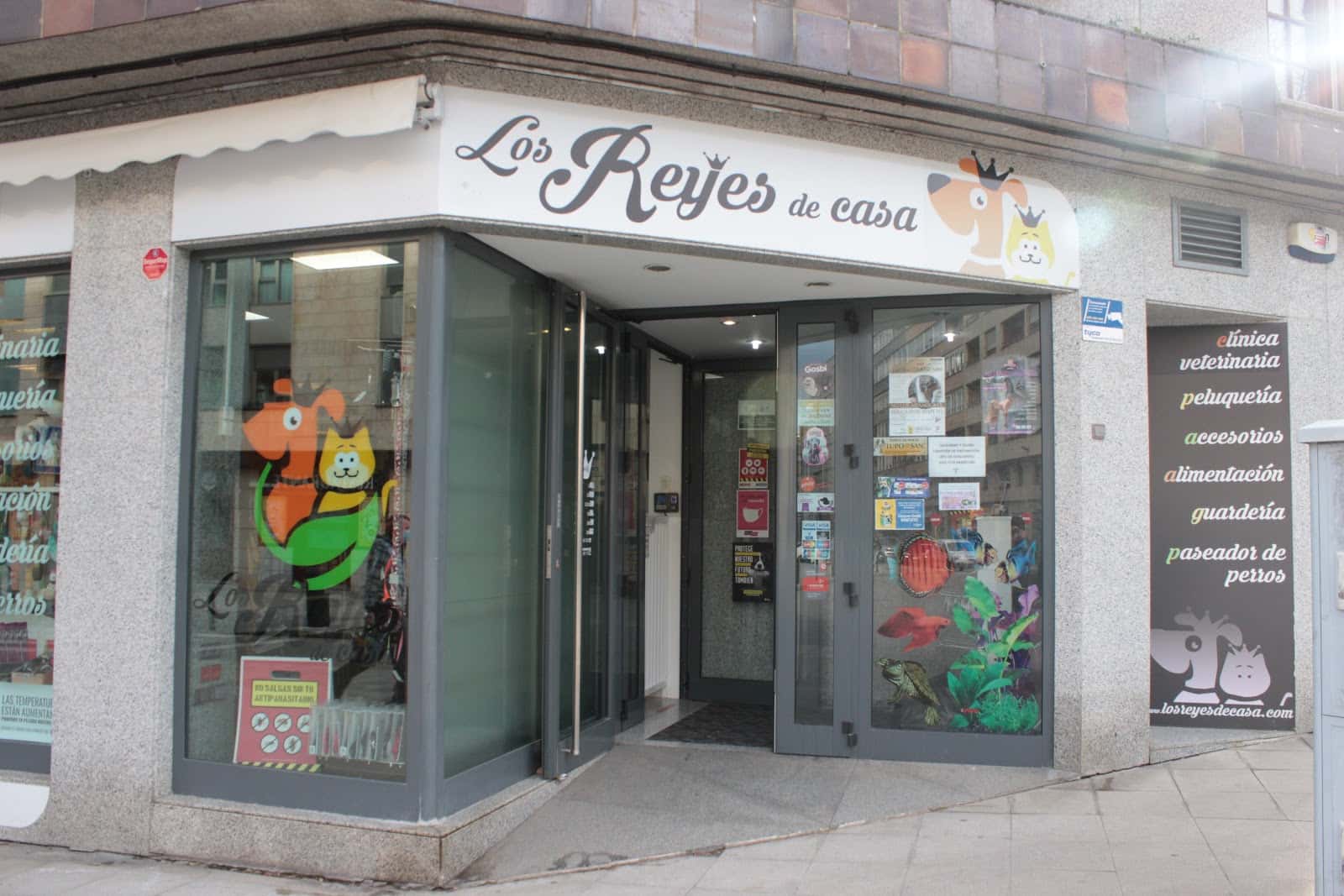 Clínica Veterinaria Los Reyes de Casa