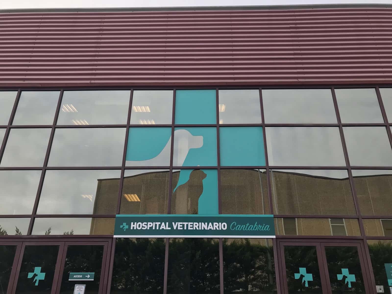hospital veterinario cantabria  urgencias veterinarias 24 7 veterinario hospital en guarnizo en cantabria principalImage ADOPTA Sitios Pet Friendly