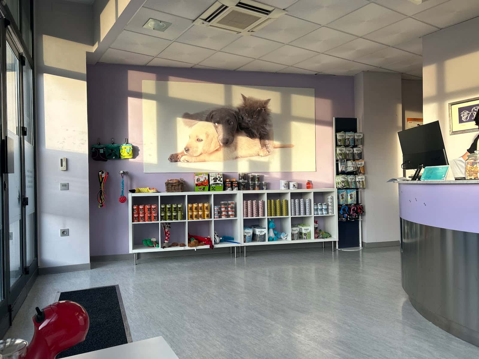 Clínica Veterinaria +COTAS Cuéllar