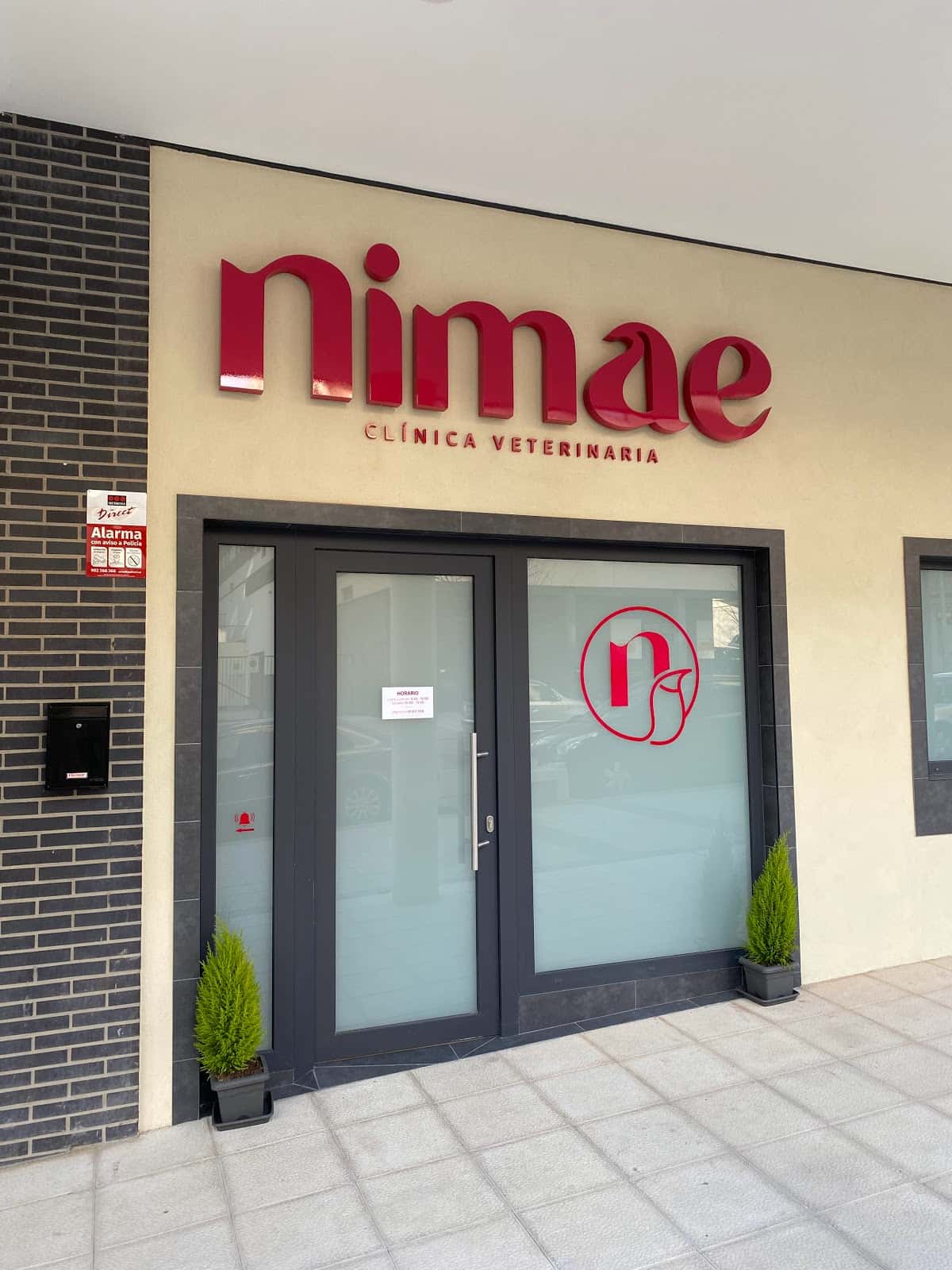 clinica veterinaria nimae veterinario clinica barrio segovia en segovia en segovia principalImage ADOPTA Sitios Pet Friendly