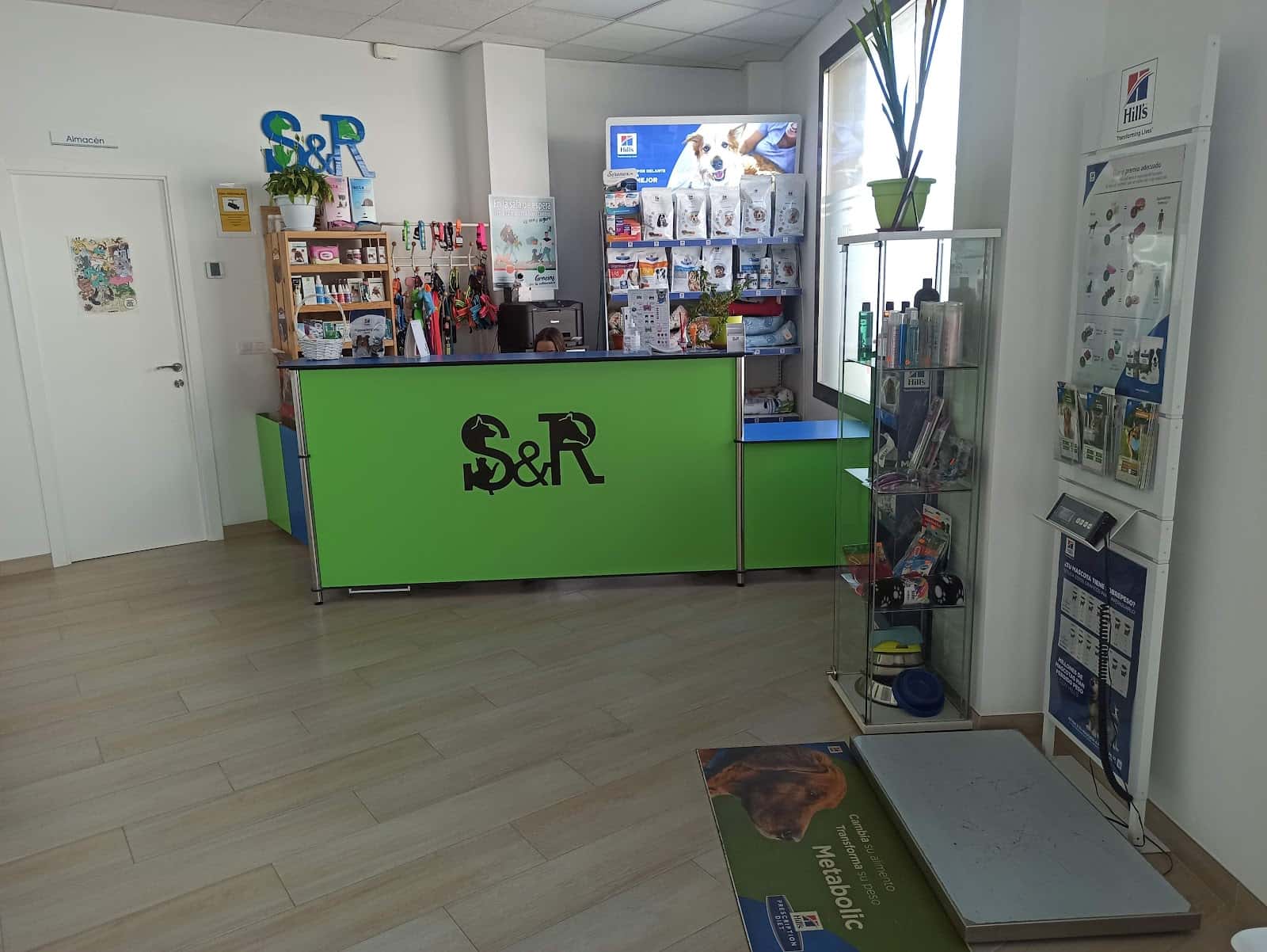clinica veterinaria s r estepa veterinario clinica en estepa en sevilla principalImage ADOPTA Sitios Pet Friendly