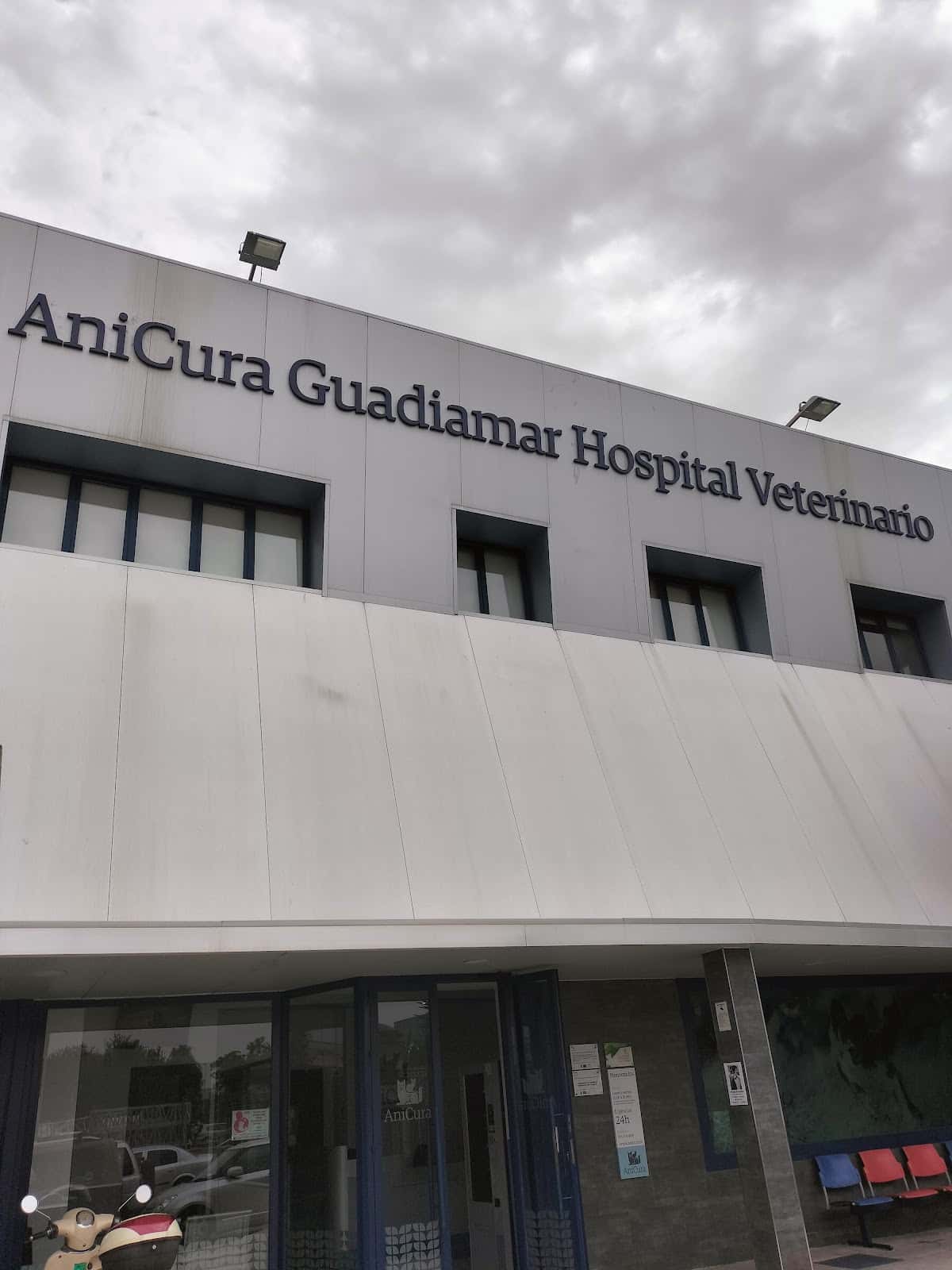 AniCura Guadiamar Hospital Veterinario | Urgencias 24h