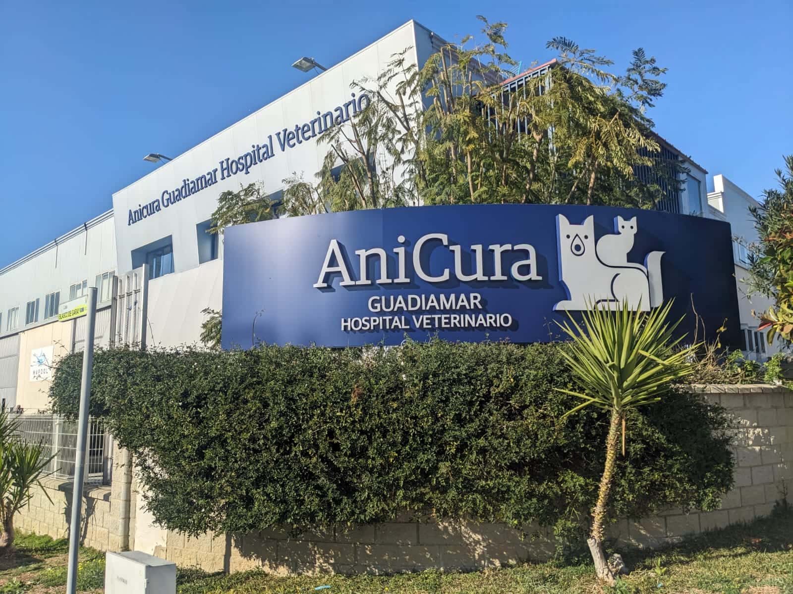 anicura guadiamar hospital veterinario urgencias 24h veterinario hospital en sanlucar la mayor en sevilla principalImage ADOPTA Sitios Pet Friendly