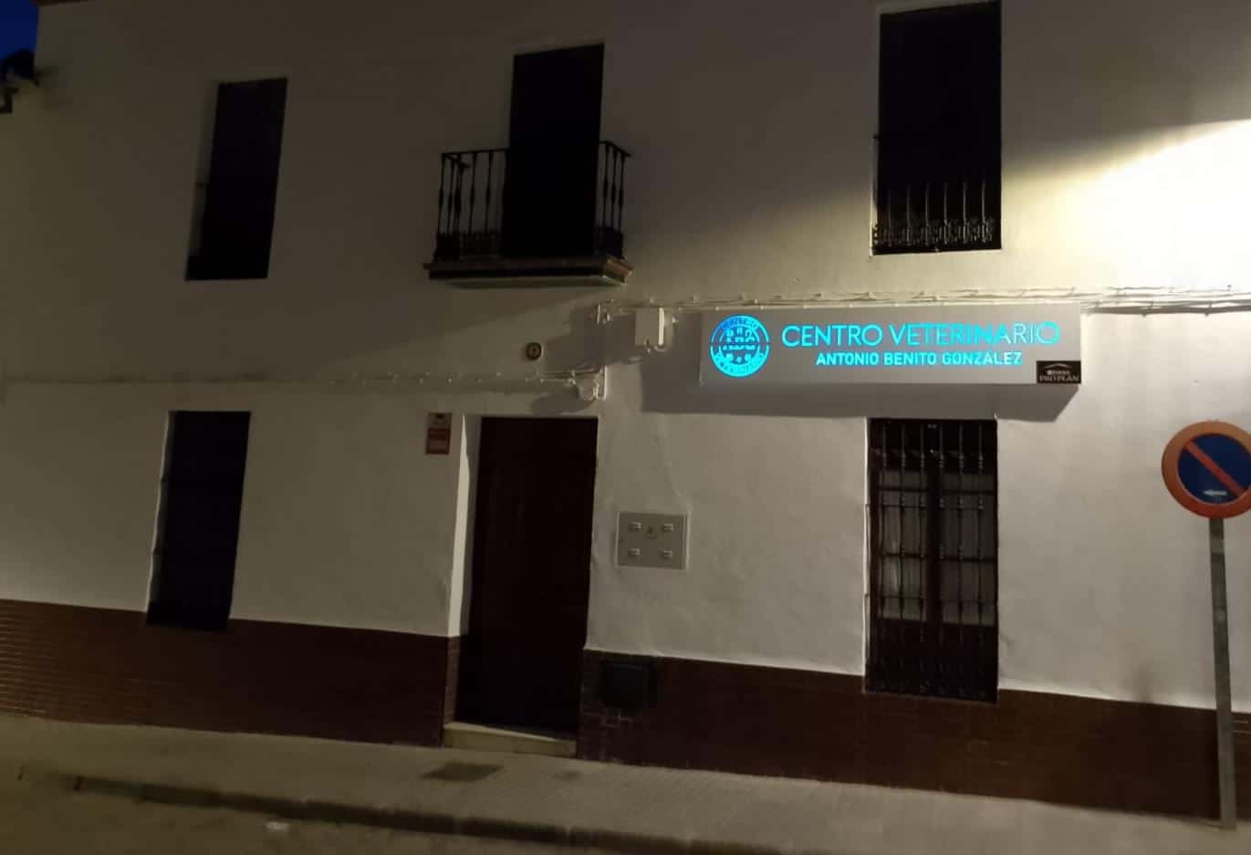 Centro veterinario Antonio Benito González