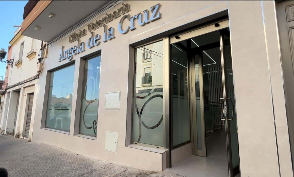 Clínica Veterinaria Ángela de la Cruz