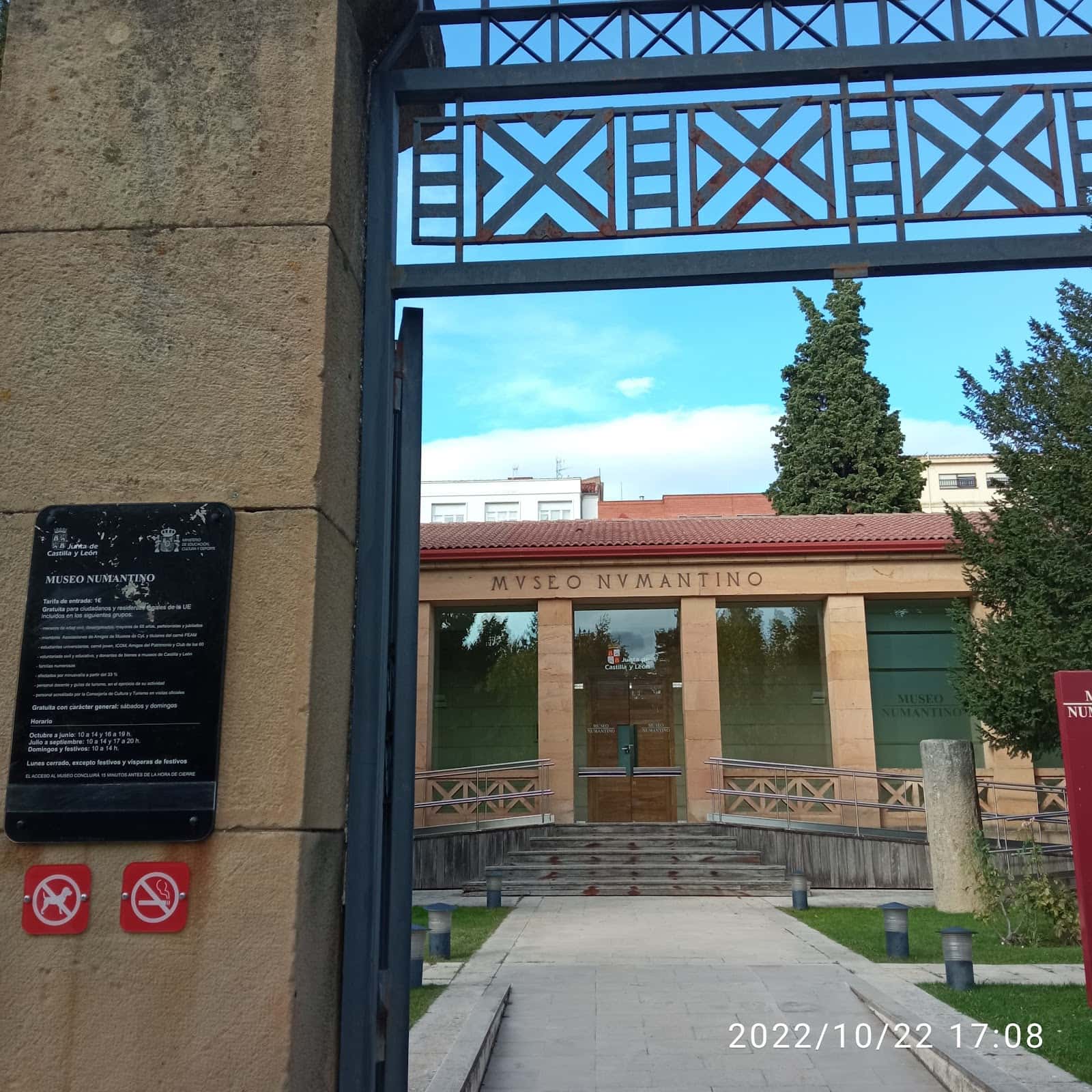 servicio veterinario oficial de soria veterinario centro barrio soria en soria en soria principalImage ADOPTA Sitios Pet Friendly