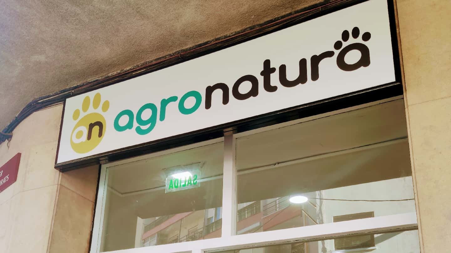 agronatura reus zona centro veterinario centro en reus en tarragona principalImage ADOPTA Sitios Pet Friendly
